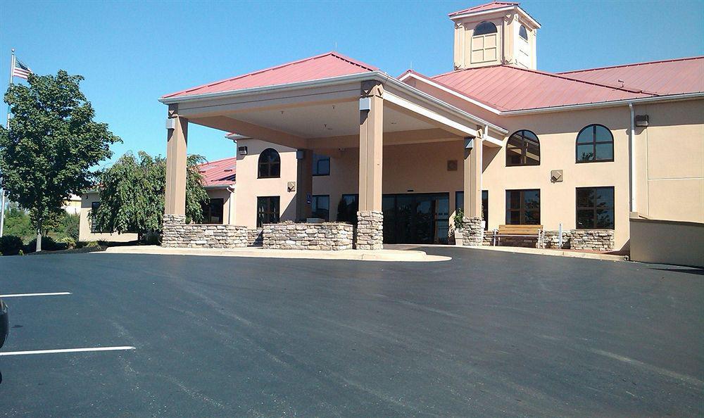 Wingate By Wyndham Waynesboro Hotel Bagian luar foto