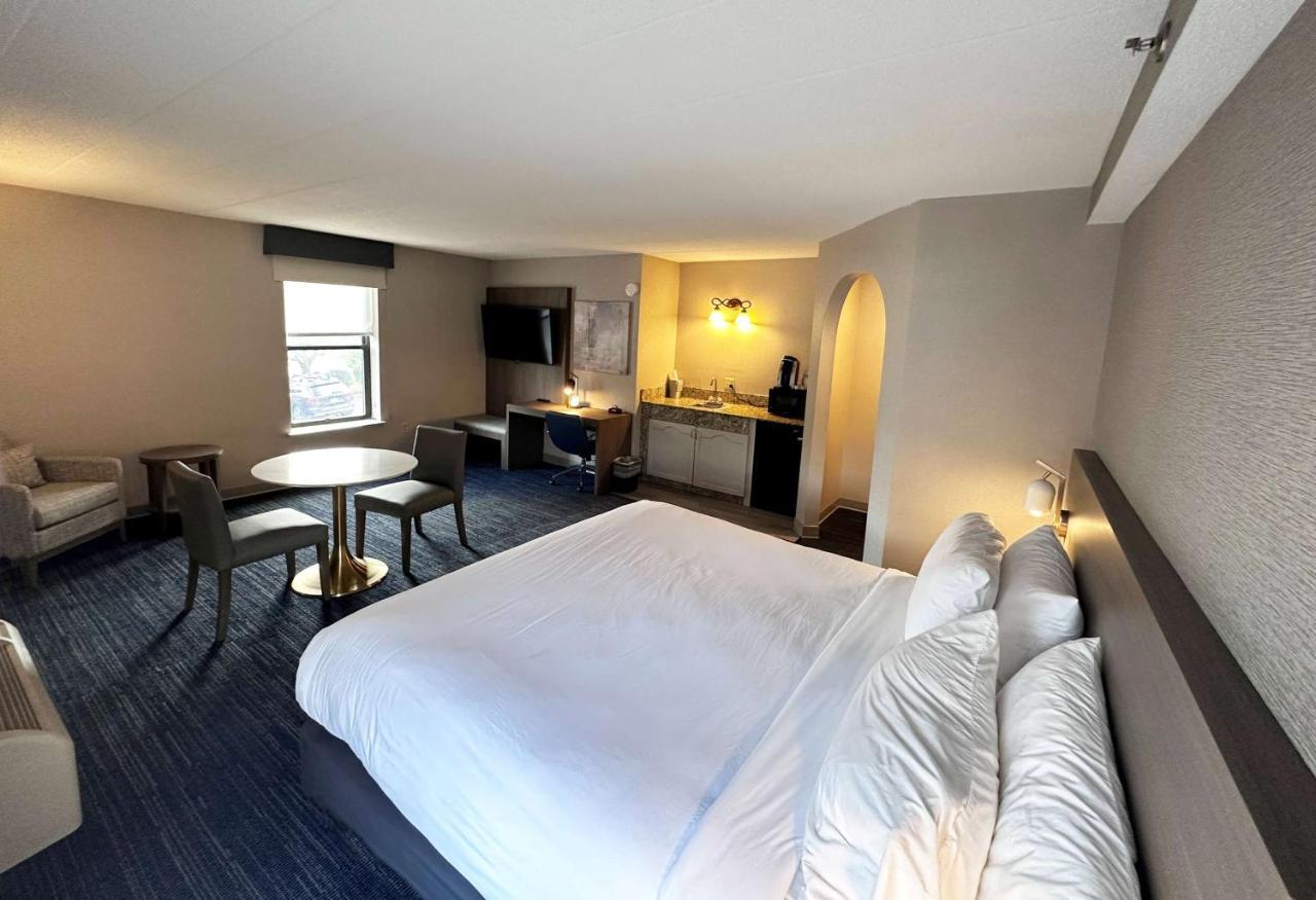 Wingate By Wyndham Waynesboro Hotel Bagian luar foto