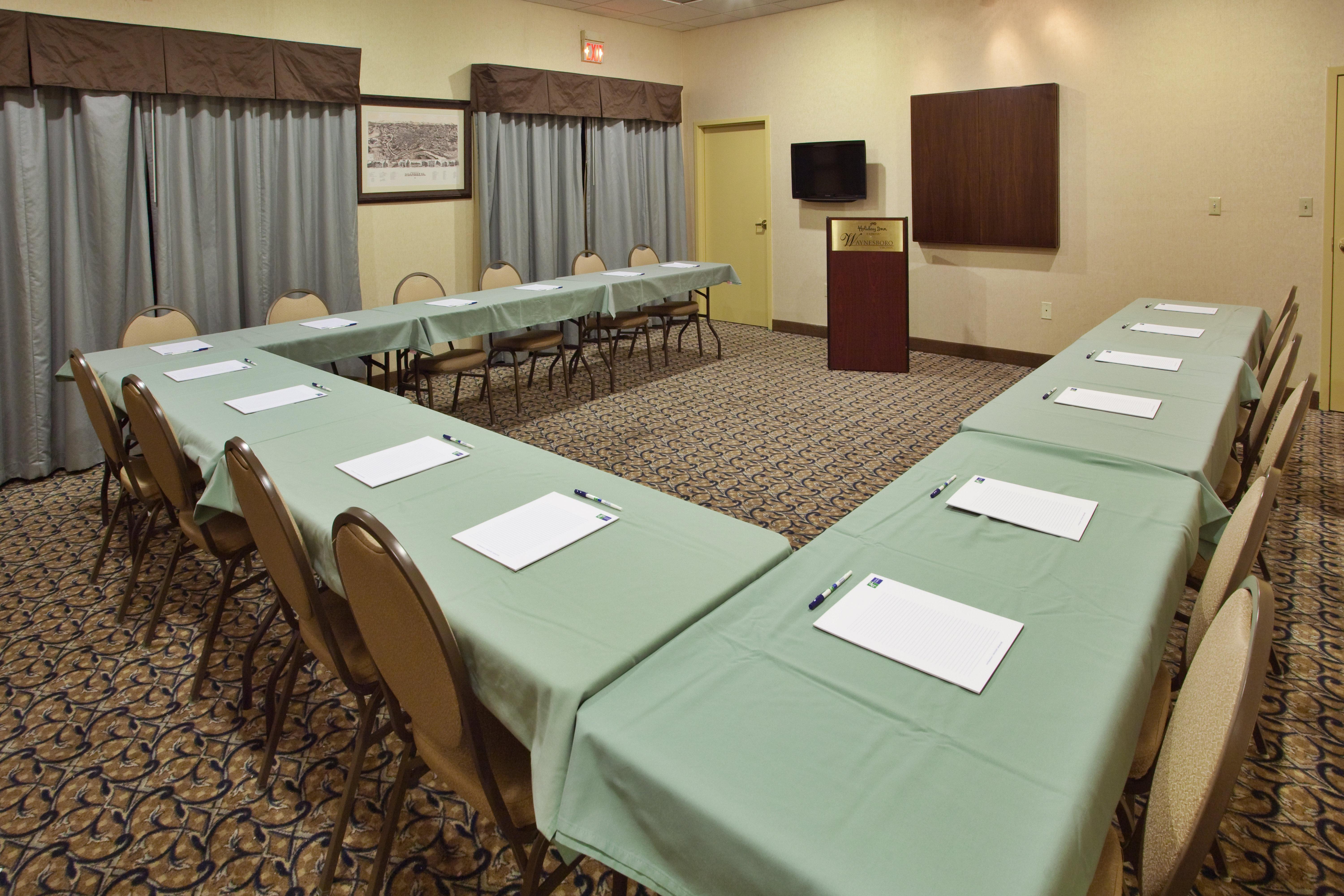 Wingate By Wyndham Waynesboro Hotel Bagian luar foto