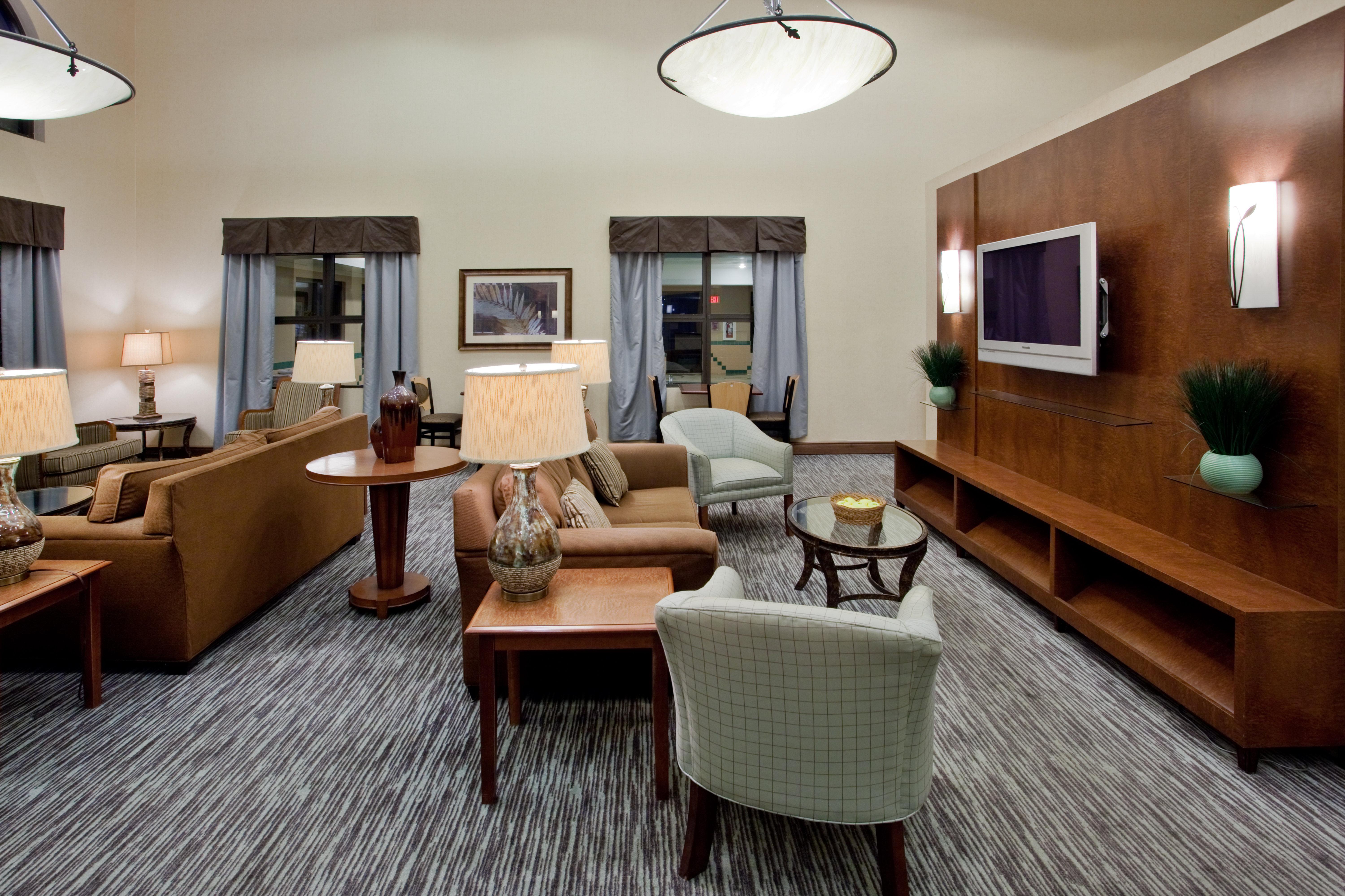 Wingate By Wyndham Waynesboro Hotel Bagian luar foto