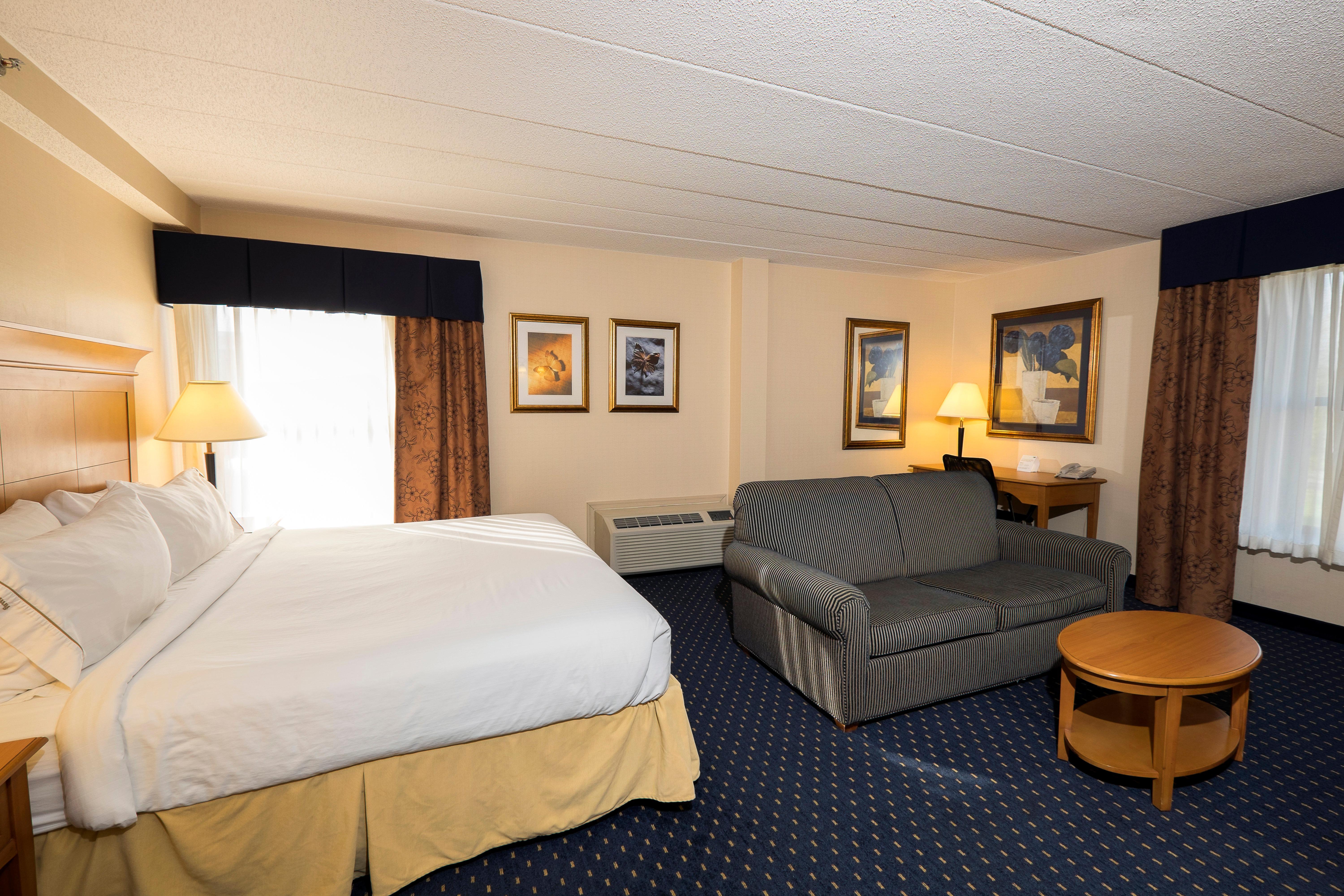 Wingate By Wyndham Waynesboro Hotel Bagian luar foto
