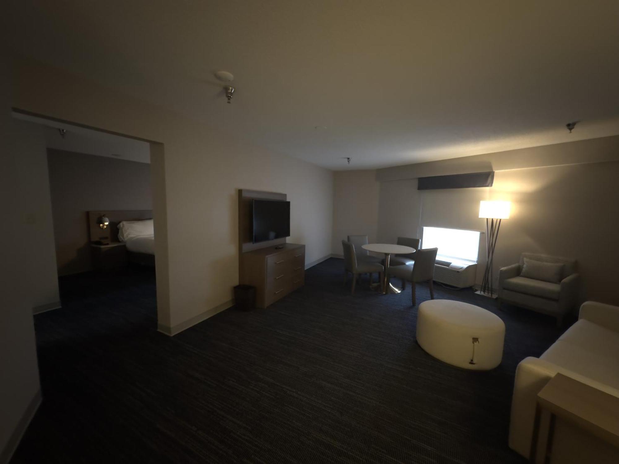Wingate By Wyndham Waynesboro Hotel Bagian luar foto
