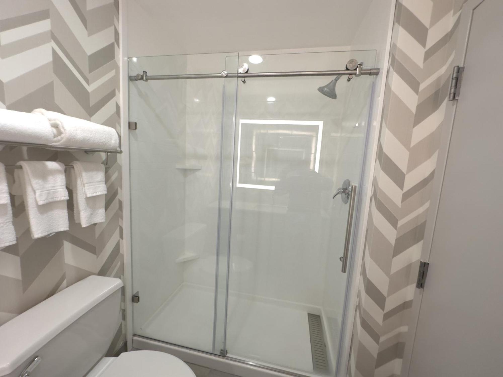 Wingate By Wyndham Waynesboro Hotel Bagian luar foto