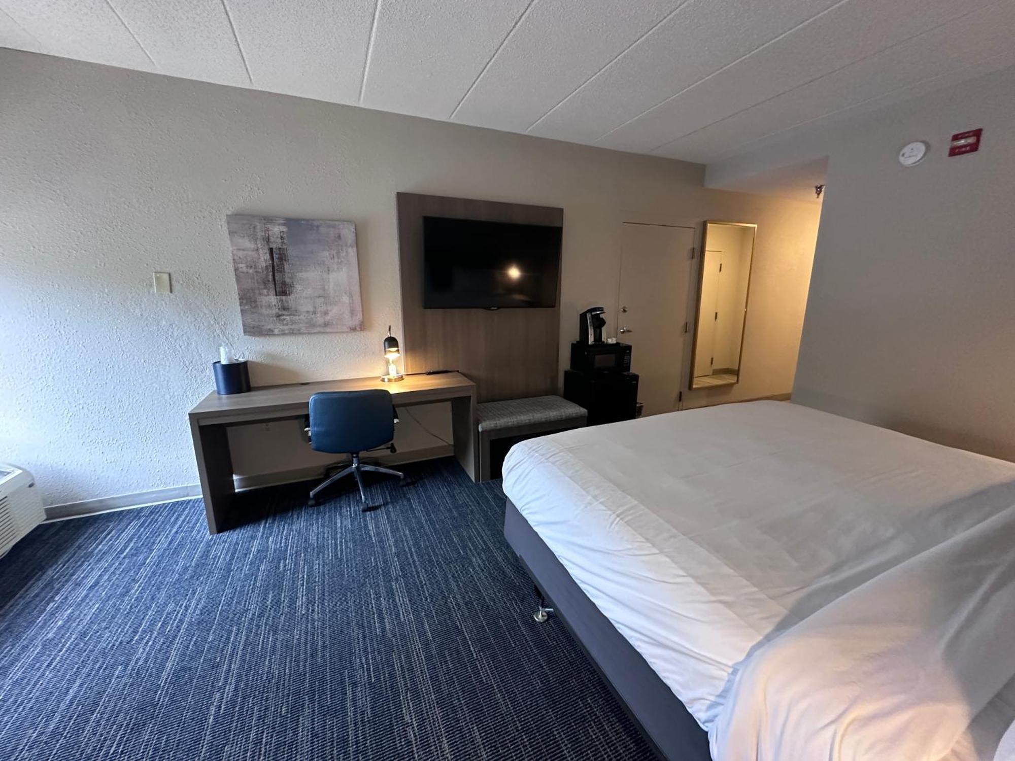 Wingate By Wyndham Waynesboro Hotel Bagian luar foto