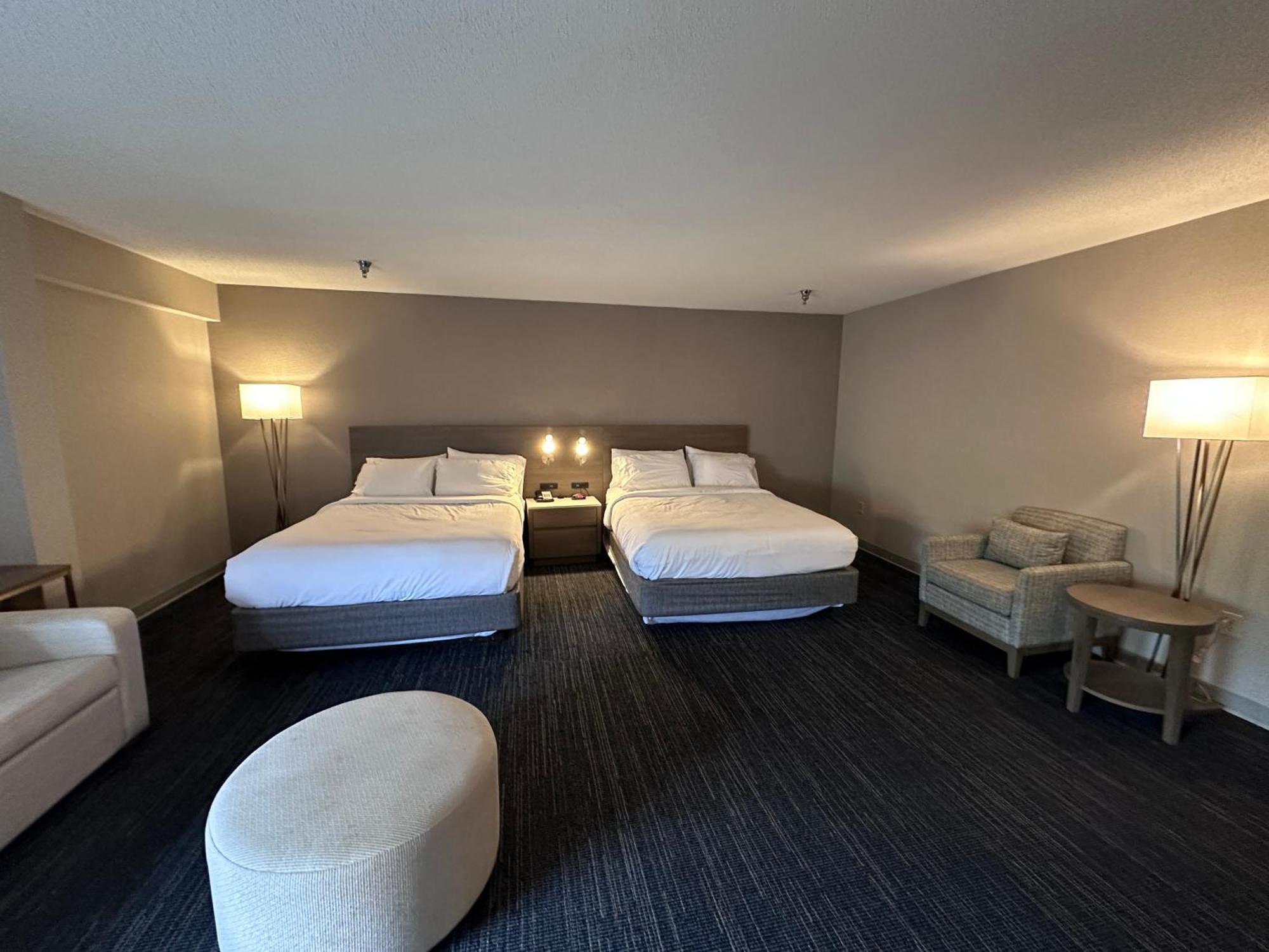Wingate By Wyndham Waynesboro Hotel Bagian luar foto