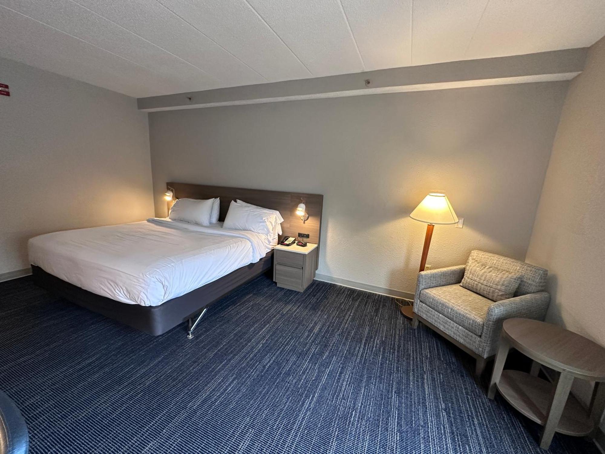 Wingate By Wyndham Waynesboro Hotel Bagian luar foto